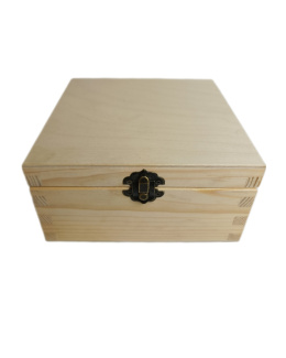 Pudełko drewniane 16cm x 16cm x 8cm 4 przegrody Z ZAMKNIĘCIEM