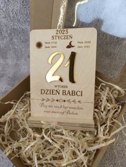 Statuetka na Dzień Babci KARTKA Z KALENDARZA